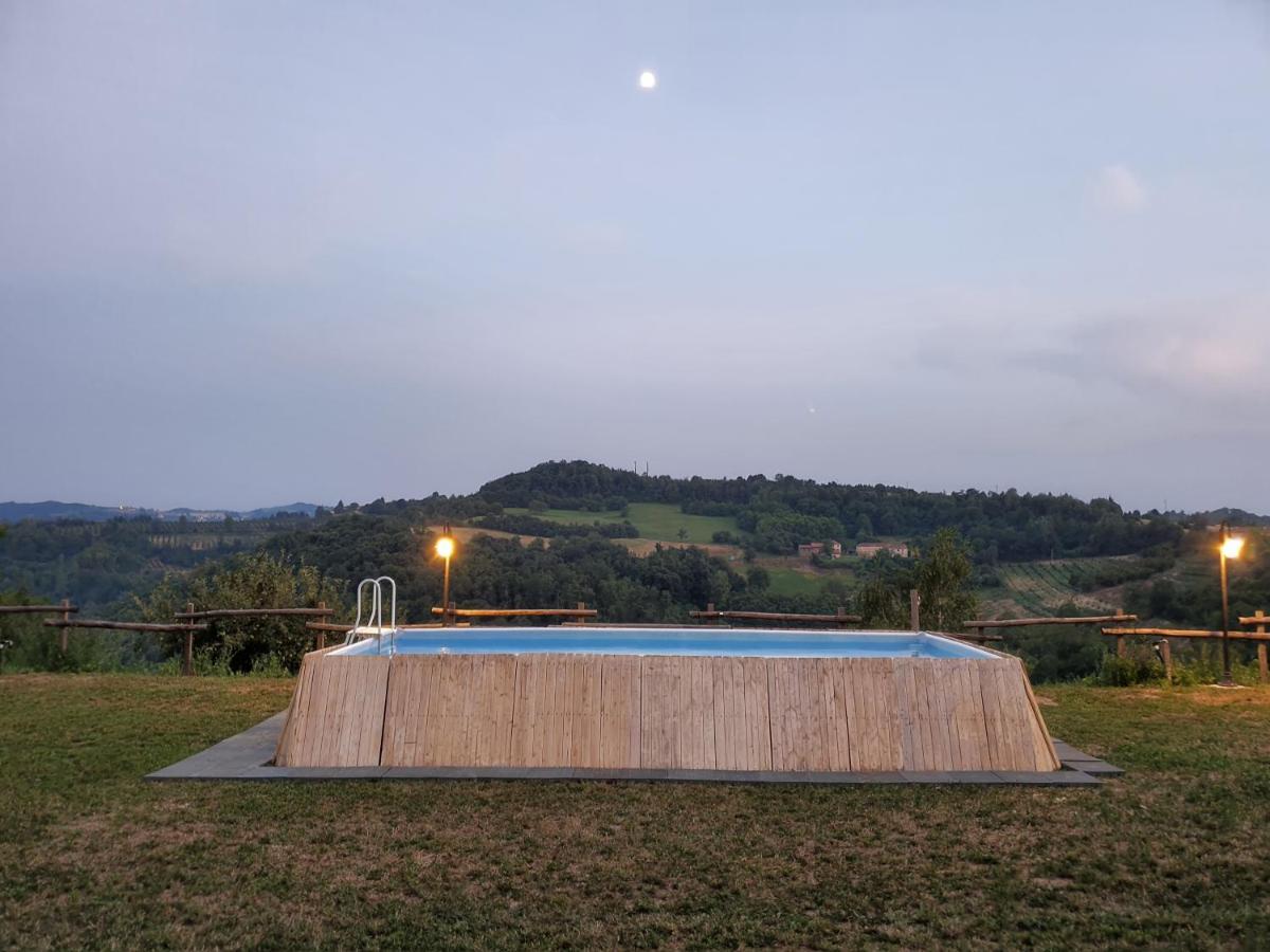 Serravalle delle Langhe Cascina Brichat Alta Langa المظهر الخارجي الصورة